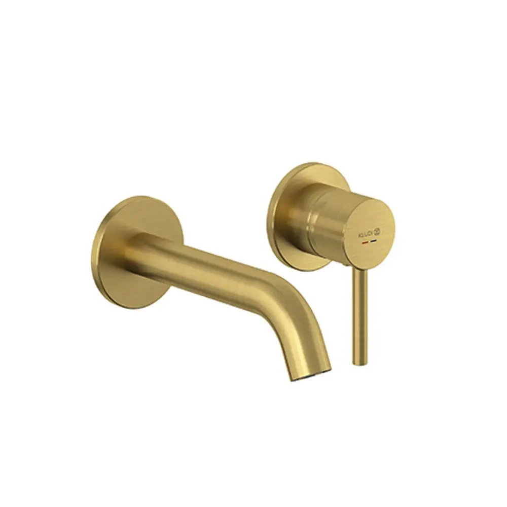 Wandmontierter Wasserhahn in gebürstetem Gold mit einem schmalen Auslauf und einem separaten Bedienhebel. Produkt von Kludi.